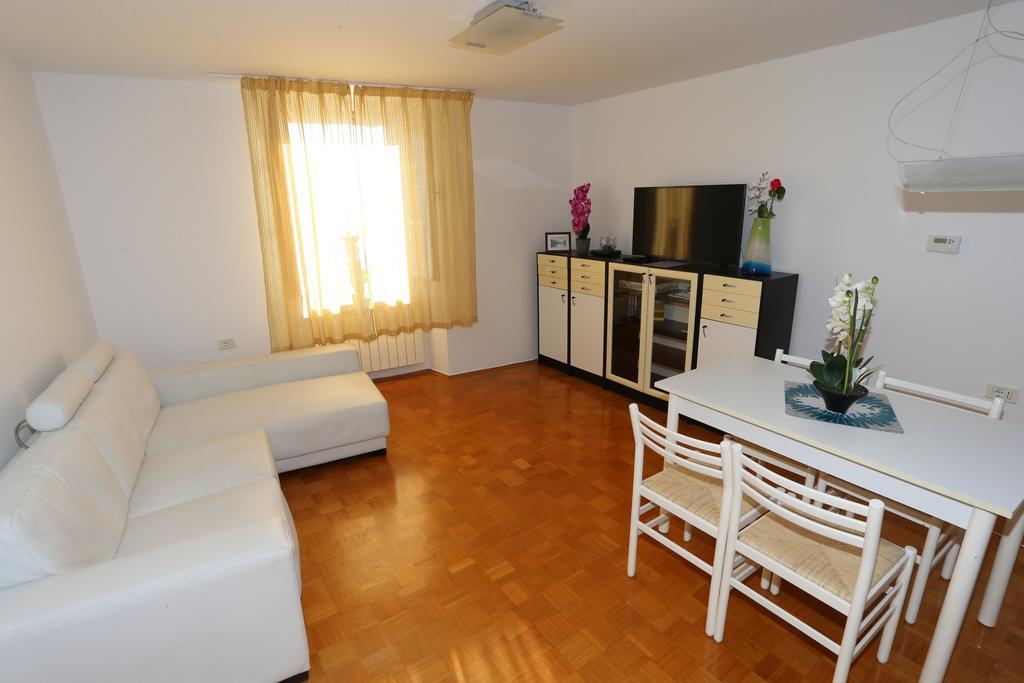 Allure Apartments 皮兰 外观 照片