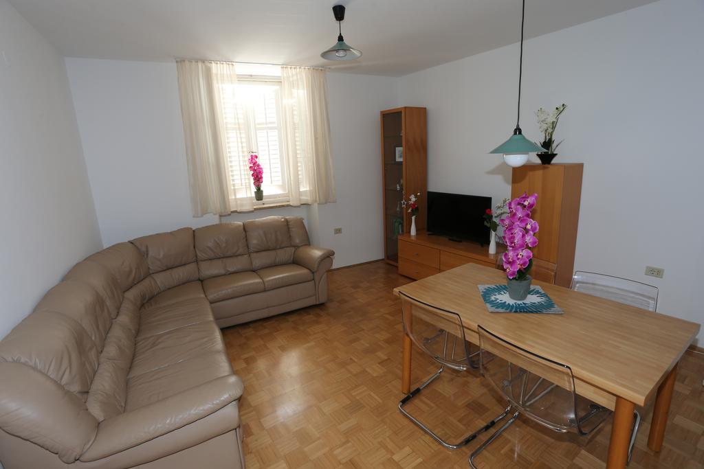 Allure Apartments 皮兰 外观 照片