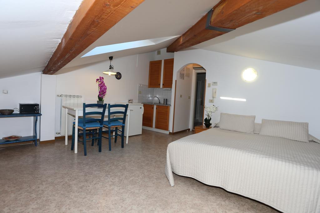 Allure Apartments 皮兰 外观 照片